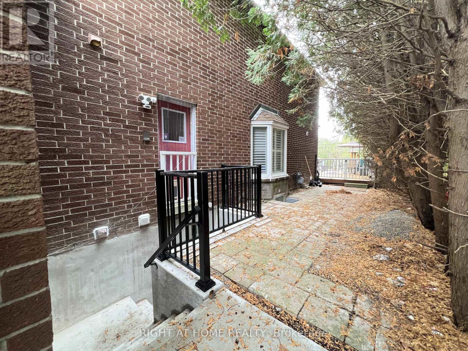 Lower2 - 62 Mcclenny Drive, Aurora, Ontario  L4G 5N6 - Photo 10 - N13559236