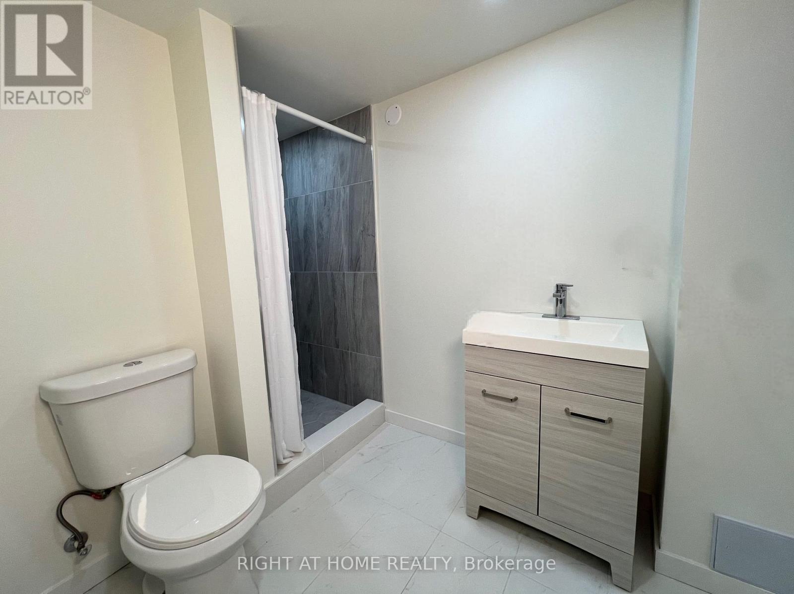 Lower2 - 62 Mcclenny Drive, Aurora, Ontario  L4G 5N6 - Photo 2 - N13559236