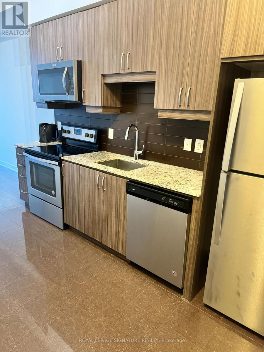 808 - 9205 Yonge Street, Richmond Hill, Ontario L4C 1V5 - Photo 3 - N13559258