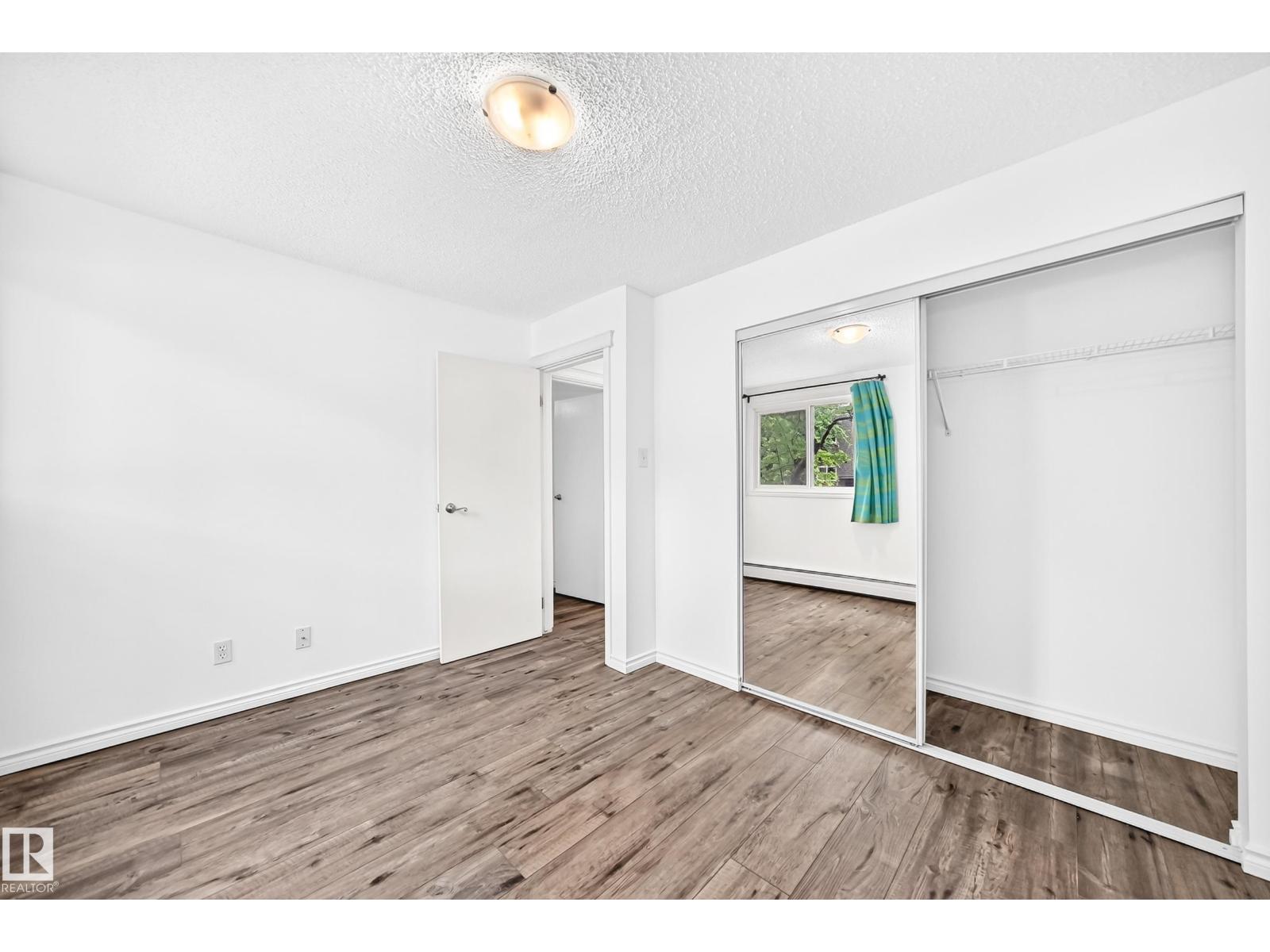 Unknown Address, ,    - Photo 22 - E4498599