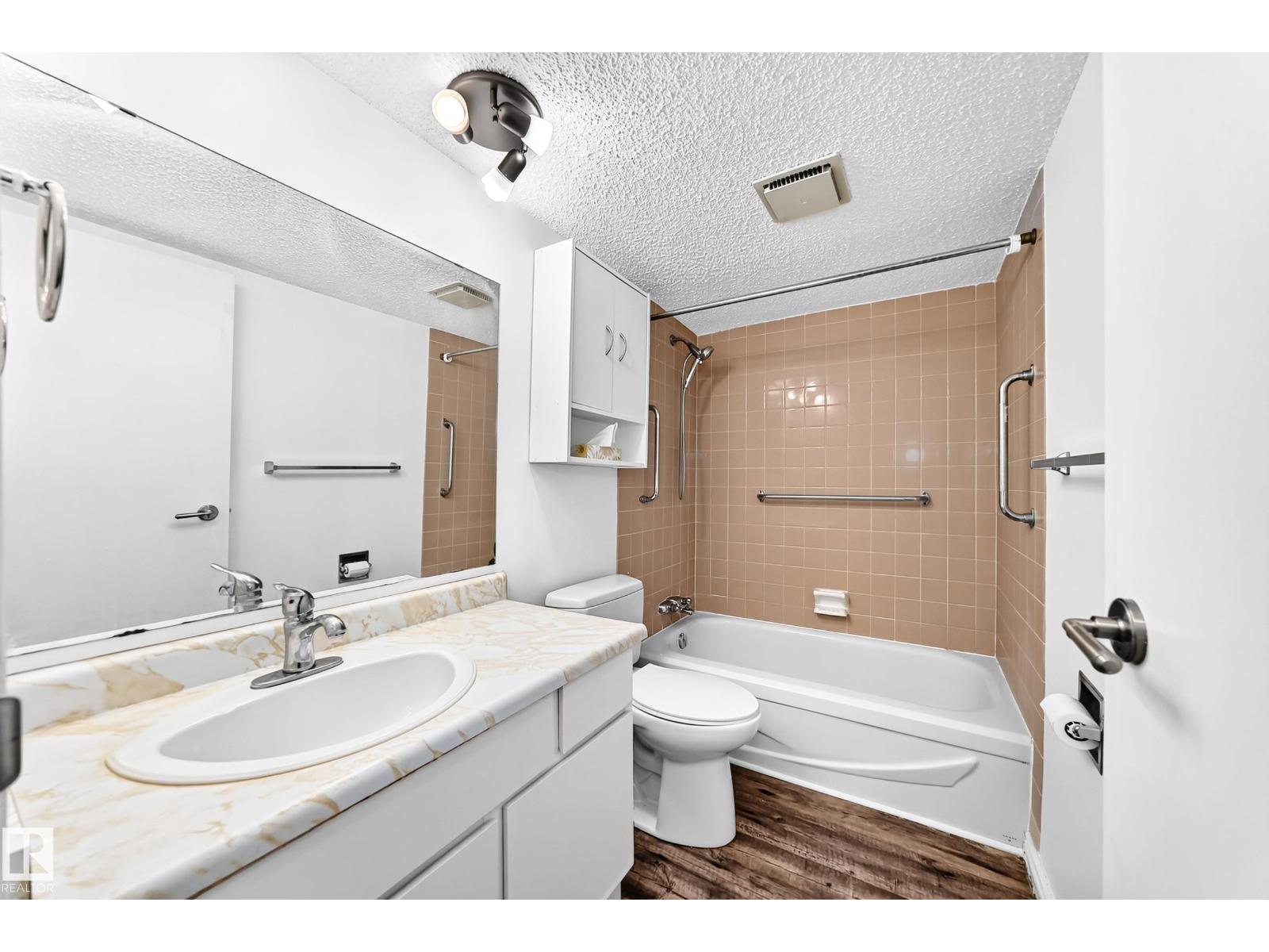 Unknown Address, ,    - Photo 23 - E4498599