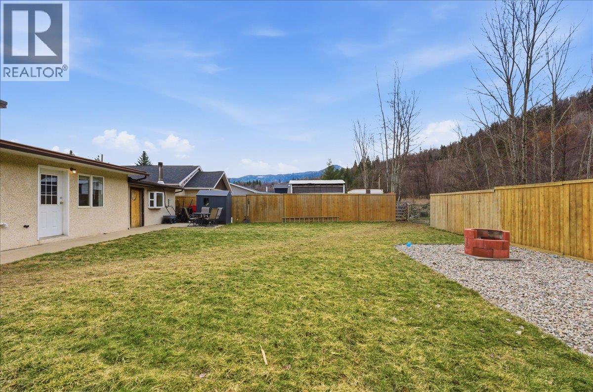 258 2nd Avenue, Trail, British Columbia  V1R 4V3 - Photo 59 - 10394393