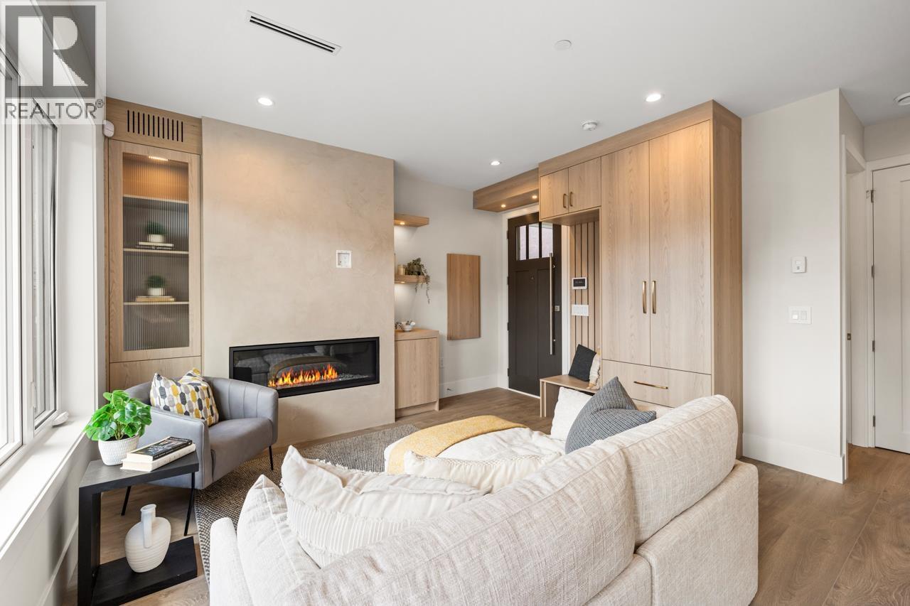 2 2528 Turner Street, Vancouver, British Columbia  V5K 2E8 - Photo 6 - R3145881