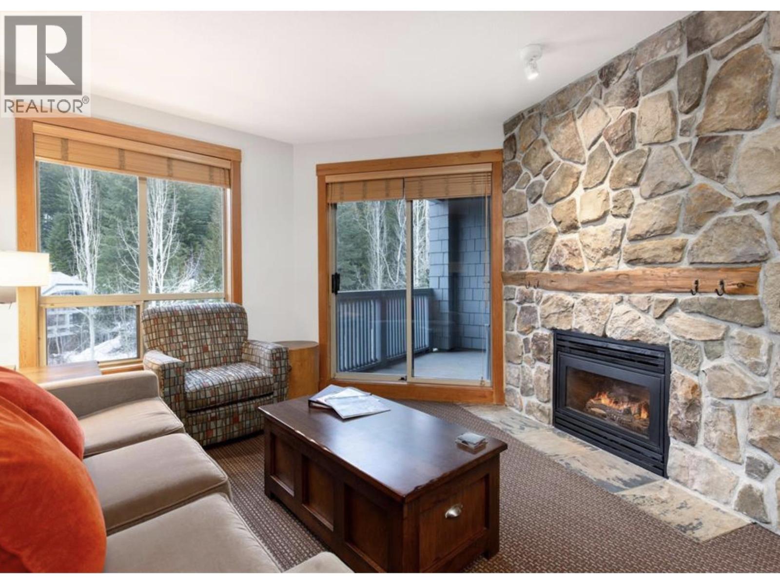 220D 2036 LONDON LANE, Whistler