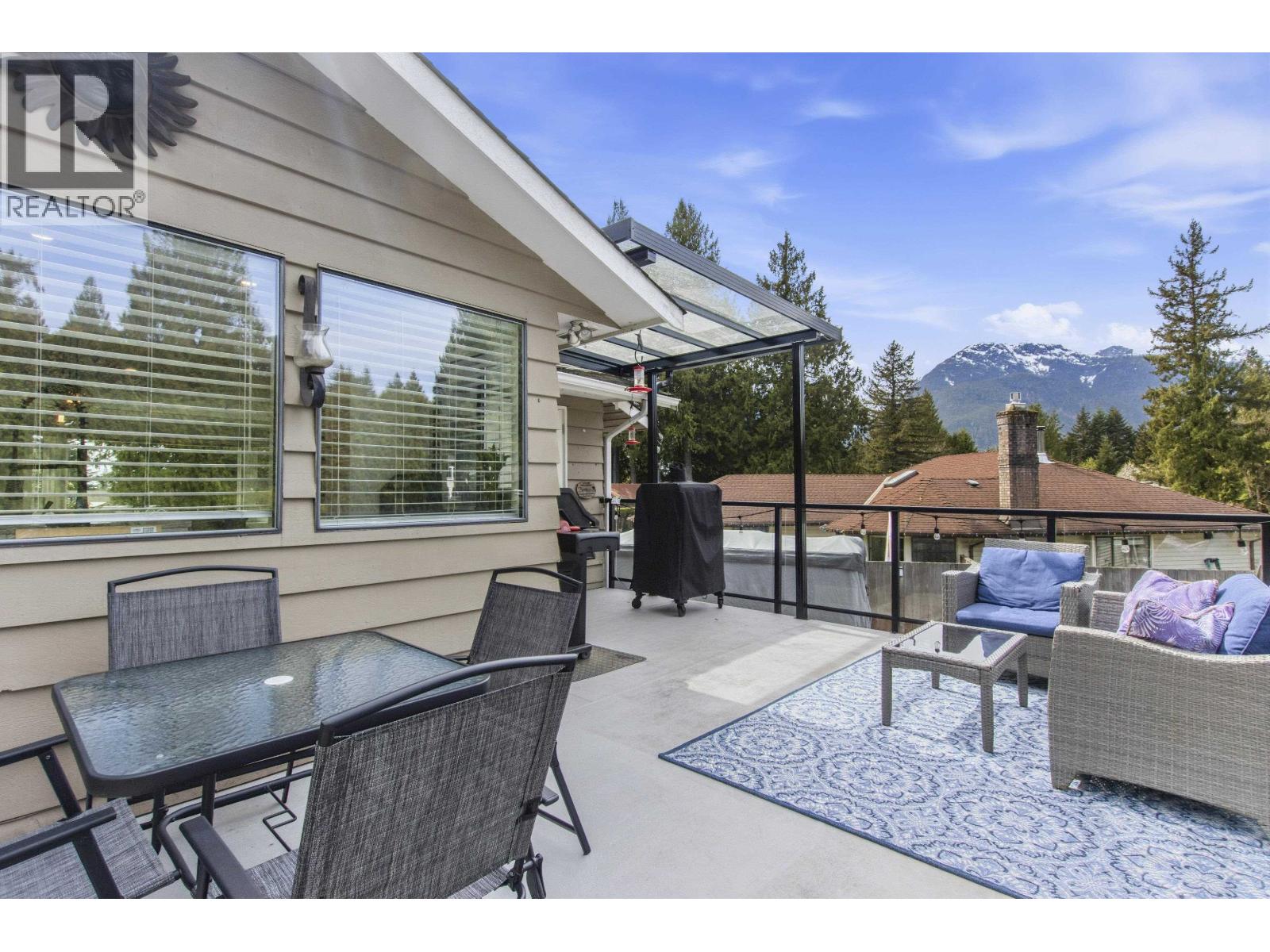 2541 Montrose Way, Squamish, British Columbia  V0N 1T0 - Photo 9 - R3145866