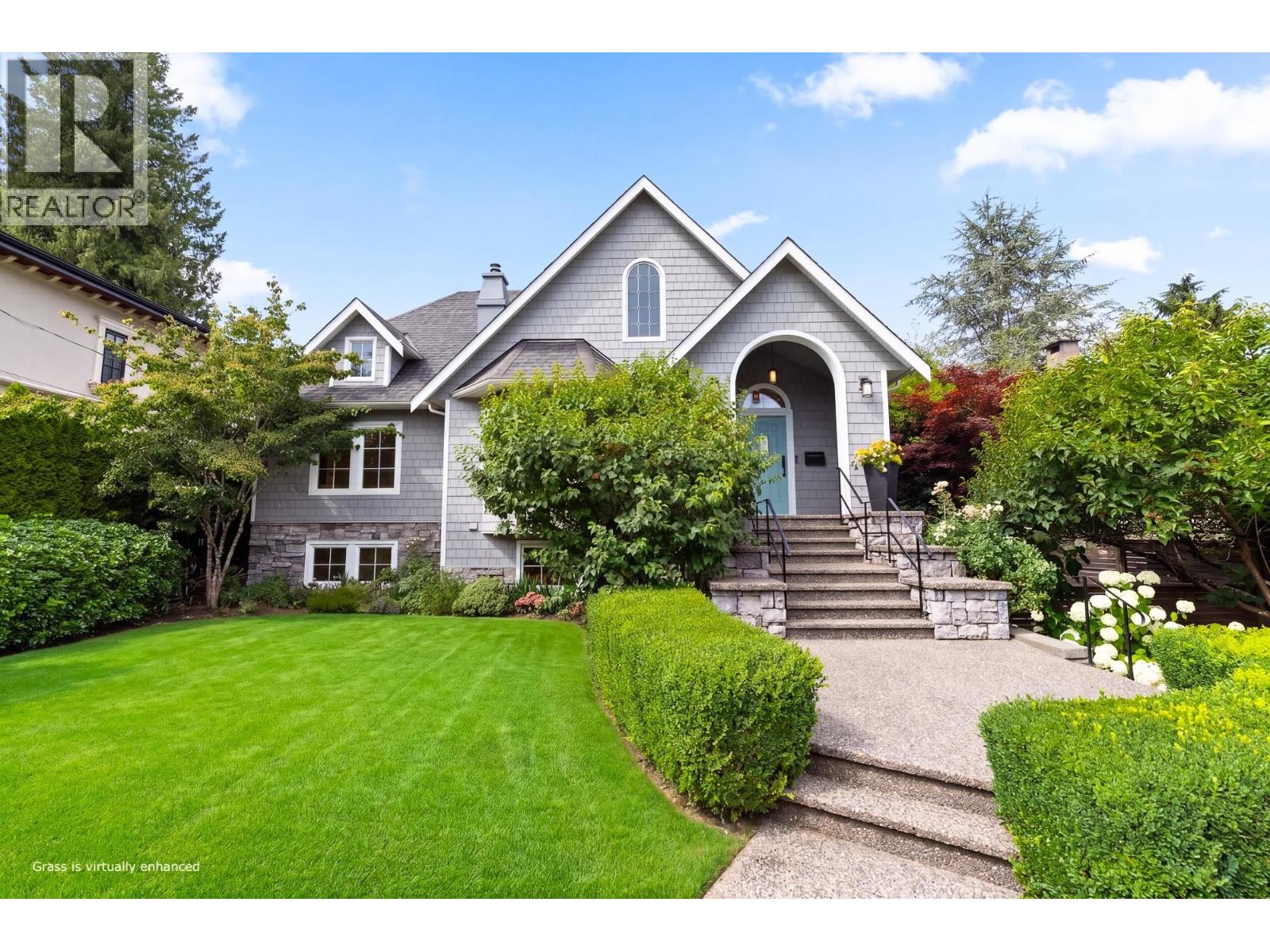 1733 FULTON AVENUE, west vancouver, British Columbia
