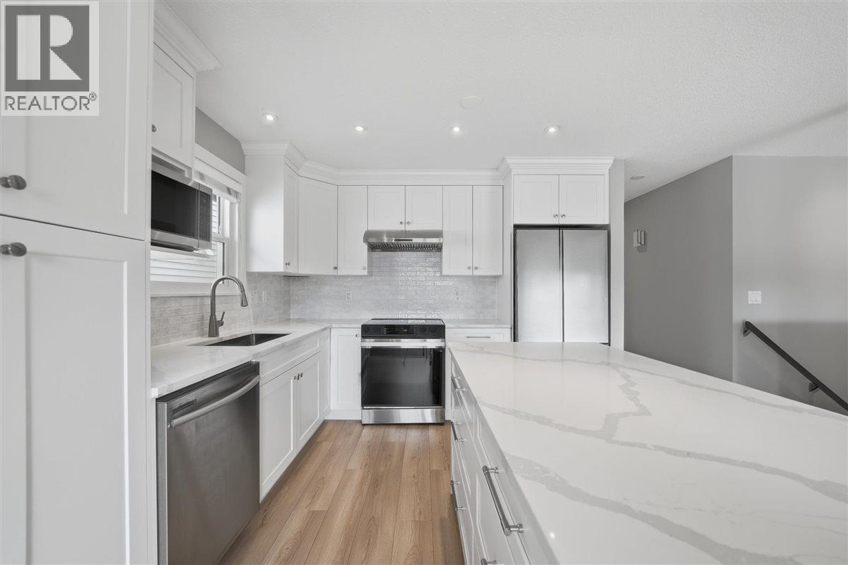 2270 Irvine Avenue, Port Coquitlam, British Columbia  V3C 3H2 - Photo 4 - R3145891