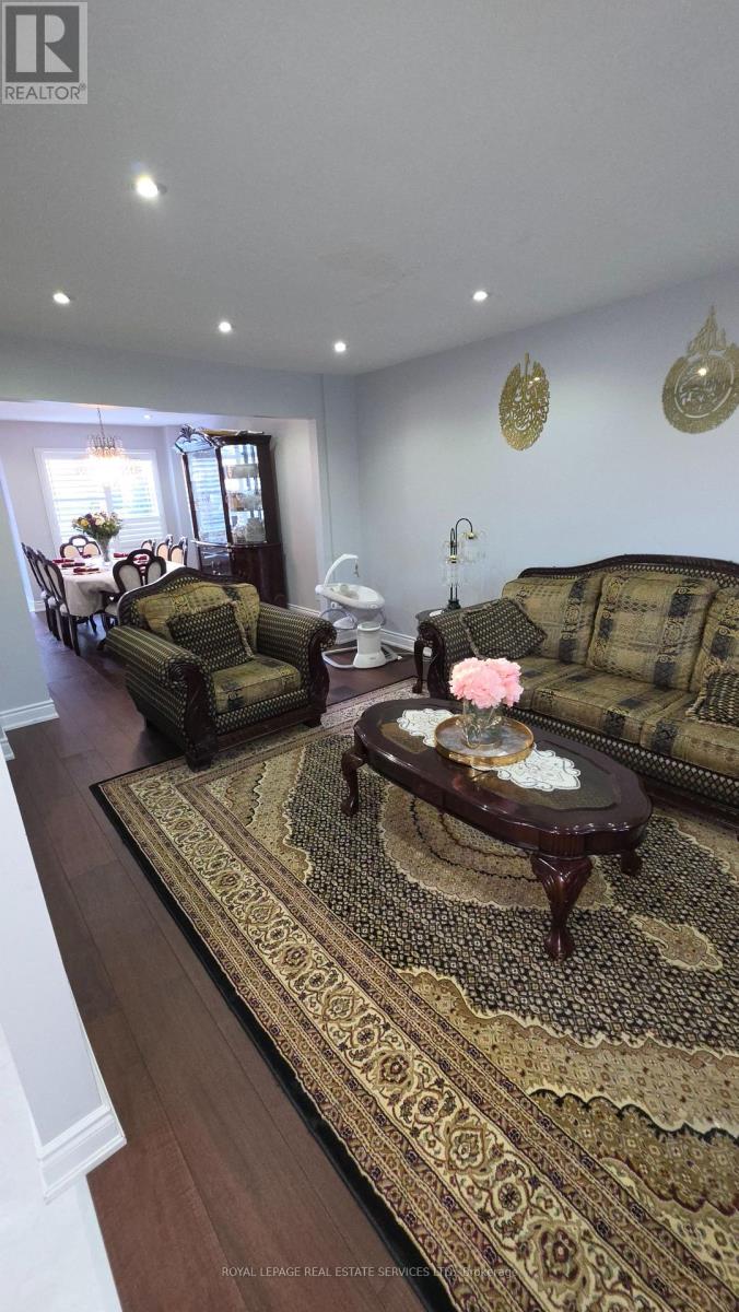 323 Winfield Terrace, Mississauga, Ontario  L5R 1N6 - Photo 15 - W13557180