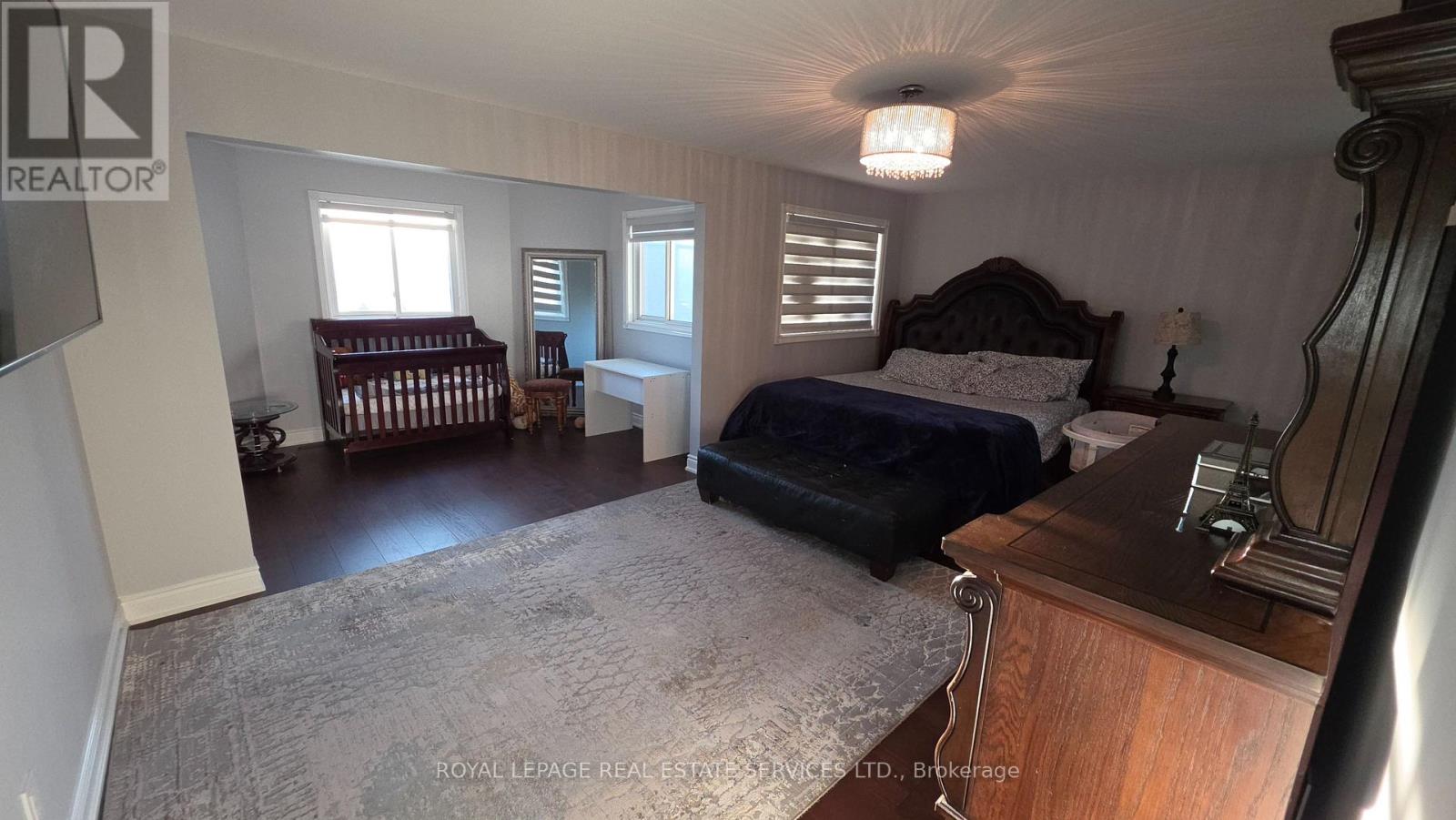 323 Winfield Terrace, Mississauga, Ontario  L5R 1N6 - Photo 4 - W13557180