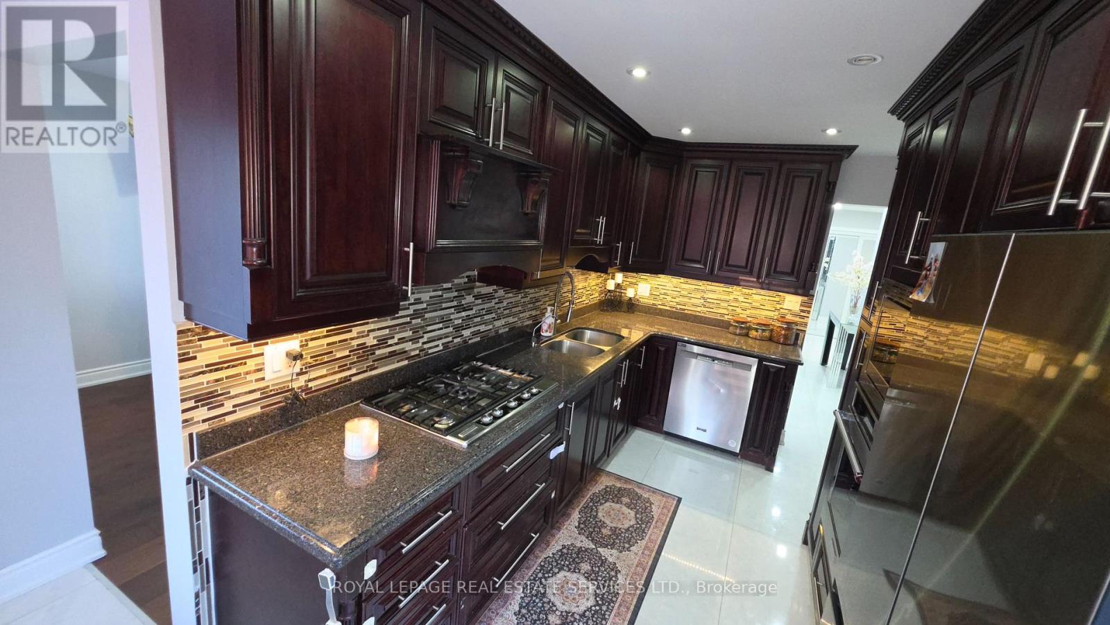 323 Winfield Terrace, Mississauga, Ontario  L5R 1N6 - Photo 23 - W13557180