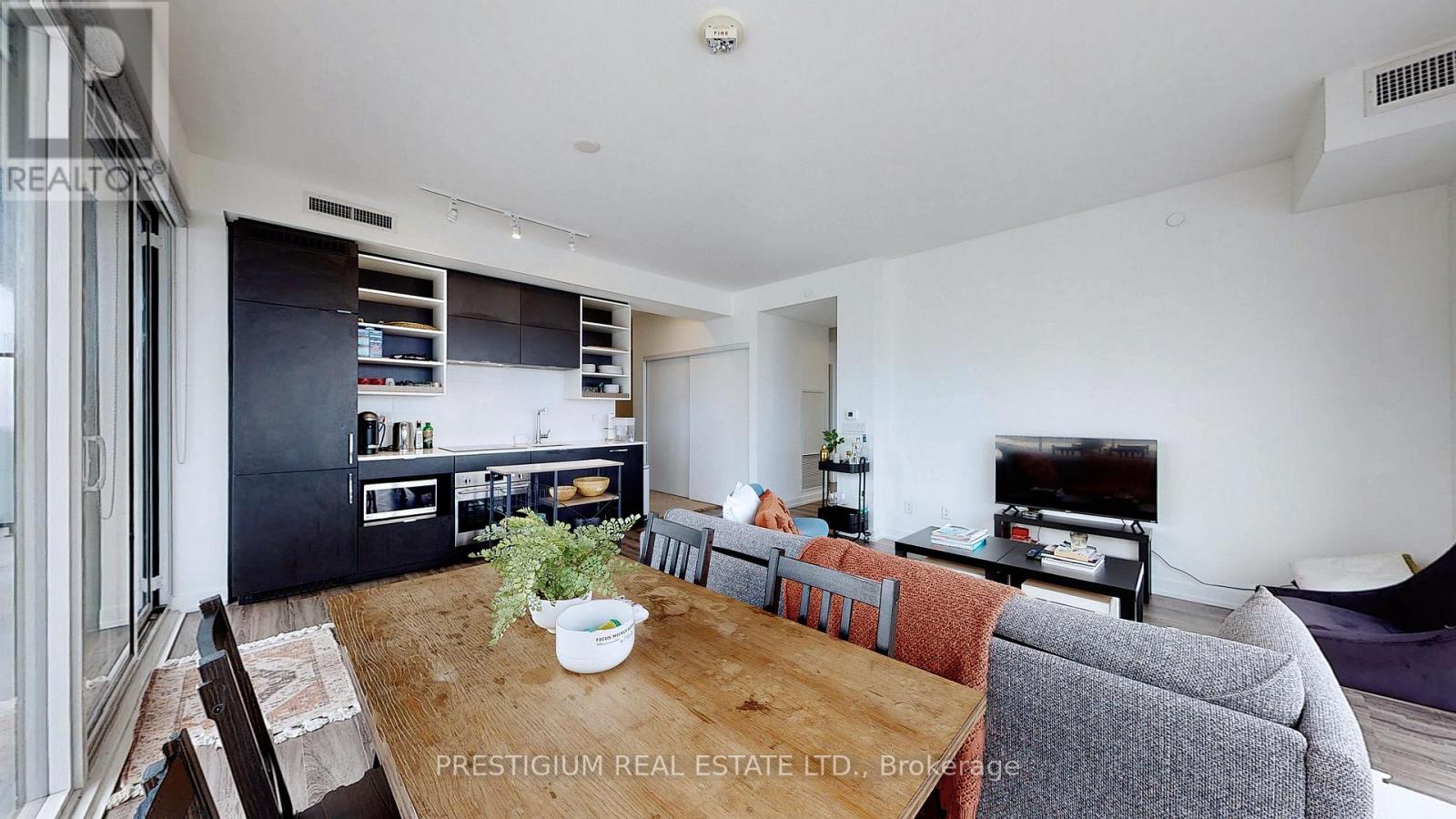2003 - 20 Edward Street, Toronto, Ontario M5G 0C5 - Photo 8 - C13559370