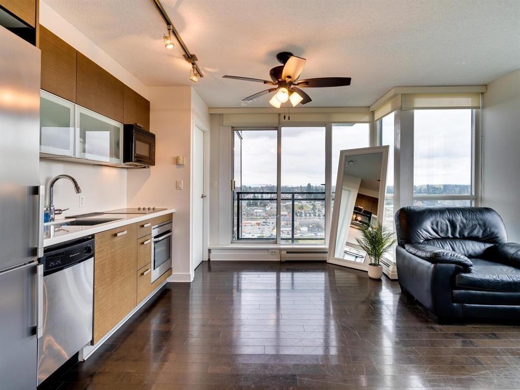2302 10777 University Drive, Surrey, British Columbia  V3T 0E6 - Photo 5 - R3145903