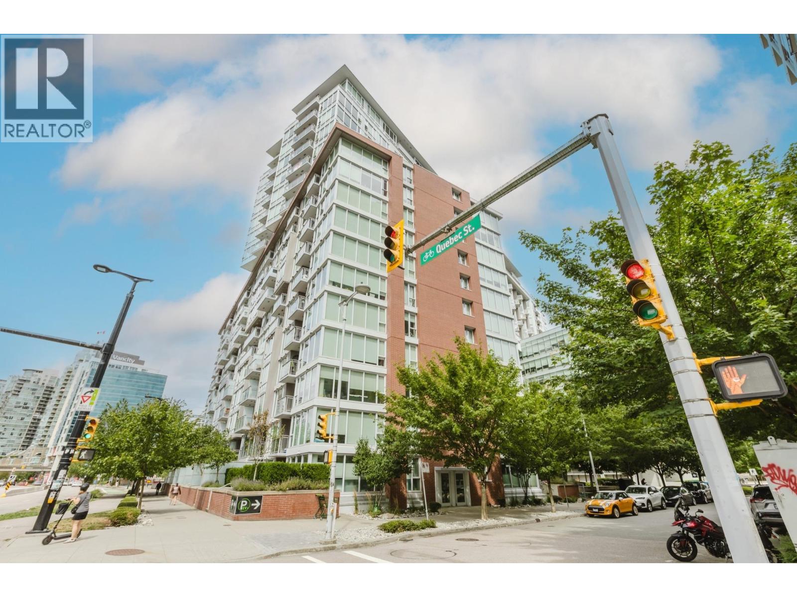 1821 1618 Quebec Street, Vancouver, British Columbia  V6A 0C5 - Photo 2 - R3145897