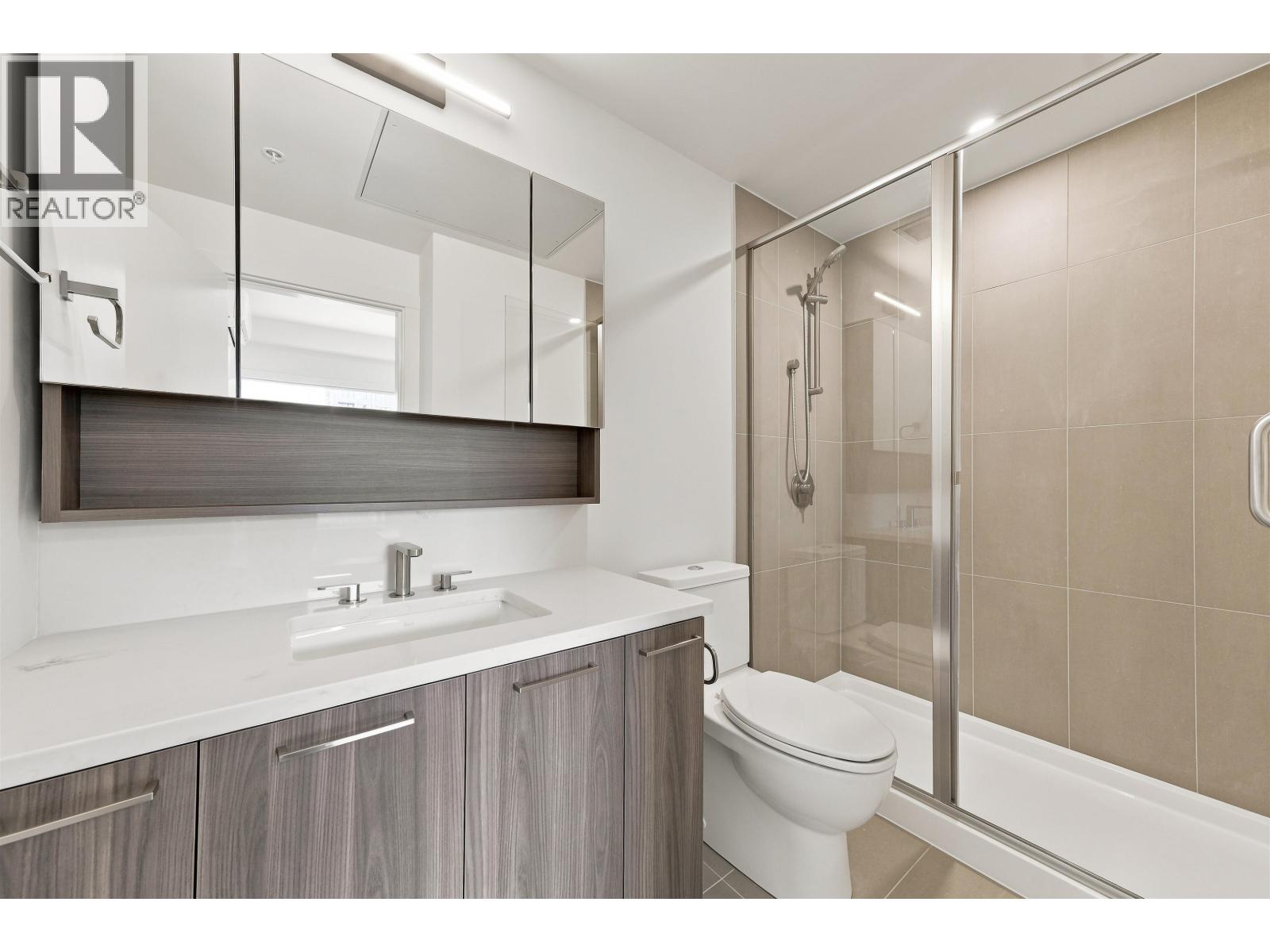 522 82 First Street, New Westminster, British Columbia  V3L 0L8 - Photo 11 - R3145754
