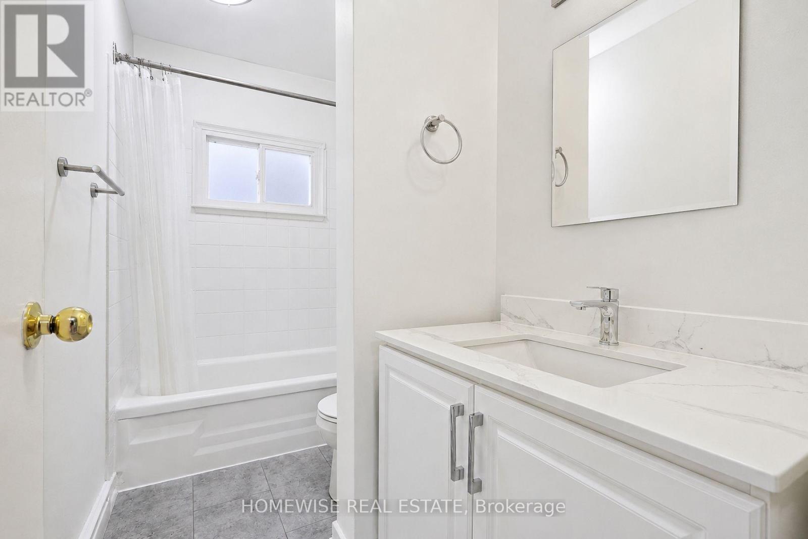 33 - 1350 Winding Trail, Mississauga, Ontario  L4Y 2T8 - Photo 21 - W13552934