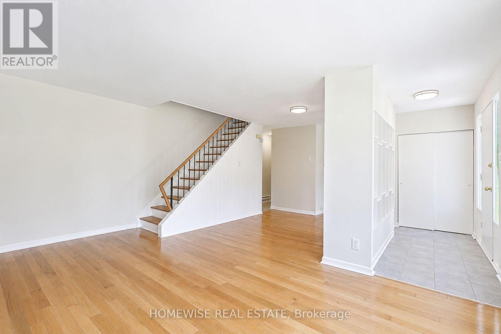 33 - 1350 Winding Trail, Mississauga, Ontario  L4Y 2T8 - Photo 9 - W13552934