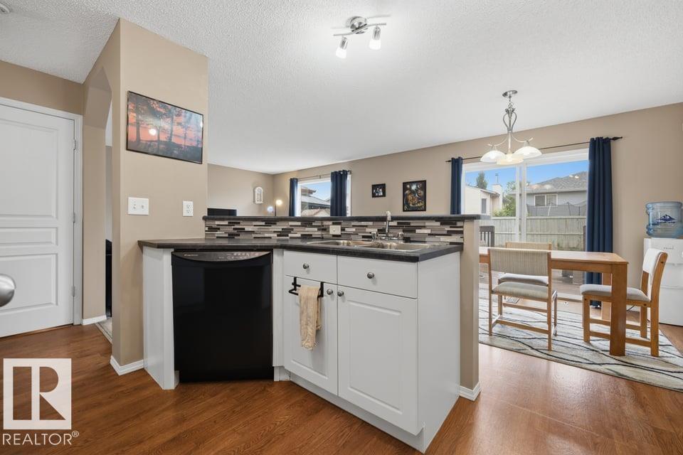 17724 90 St NW, Edmonton, Alberta  T5Z 0A2 - Photo 5 - E4498622