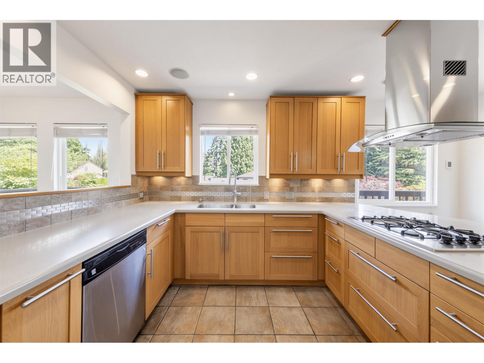 5372 5b Avenue, Delta, British Columbia  V4M 1K5 - Photo 10 - R3145828