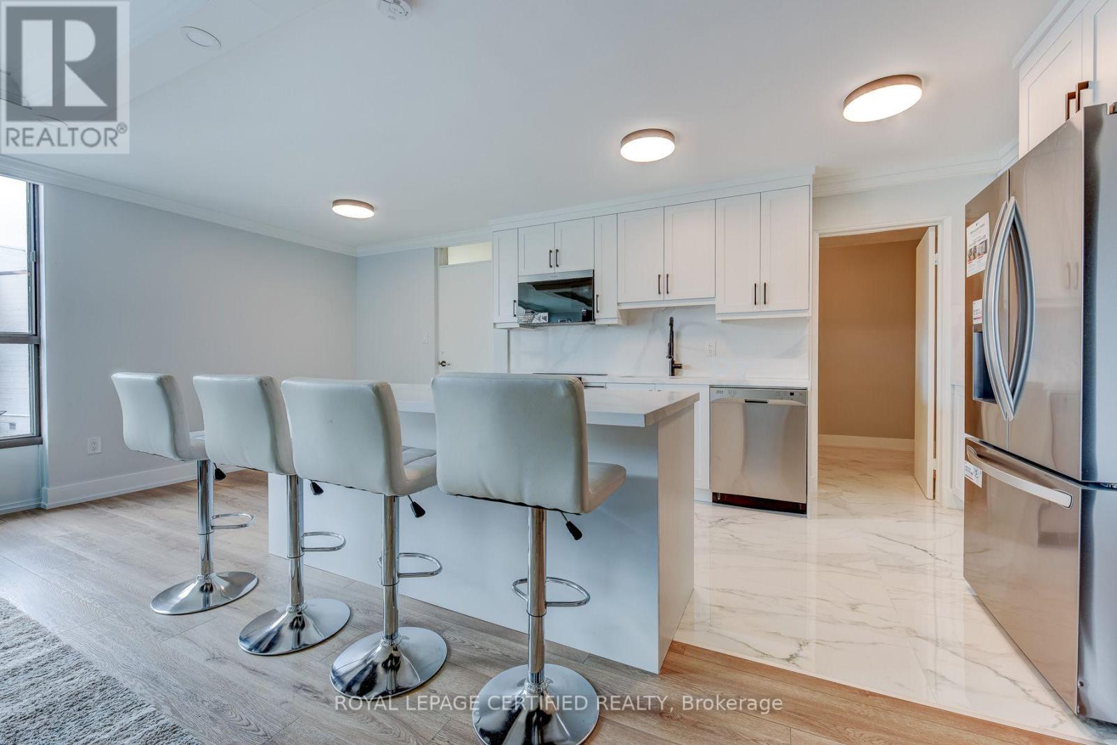 301 - 3170 Kirwin Avenue, Mississauga, Ontario  L5A 3R1 - Photo 10 - W13525106