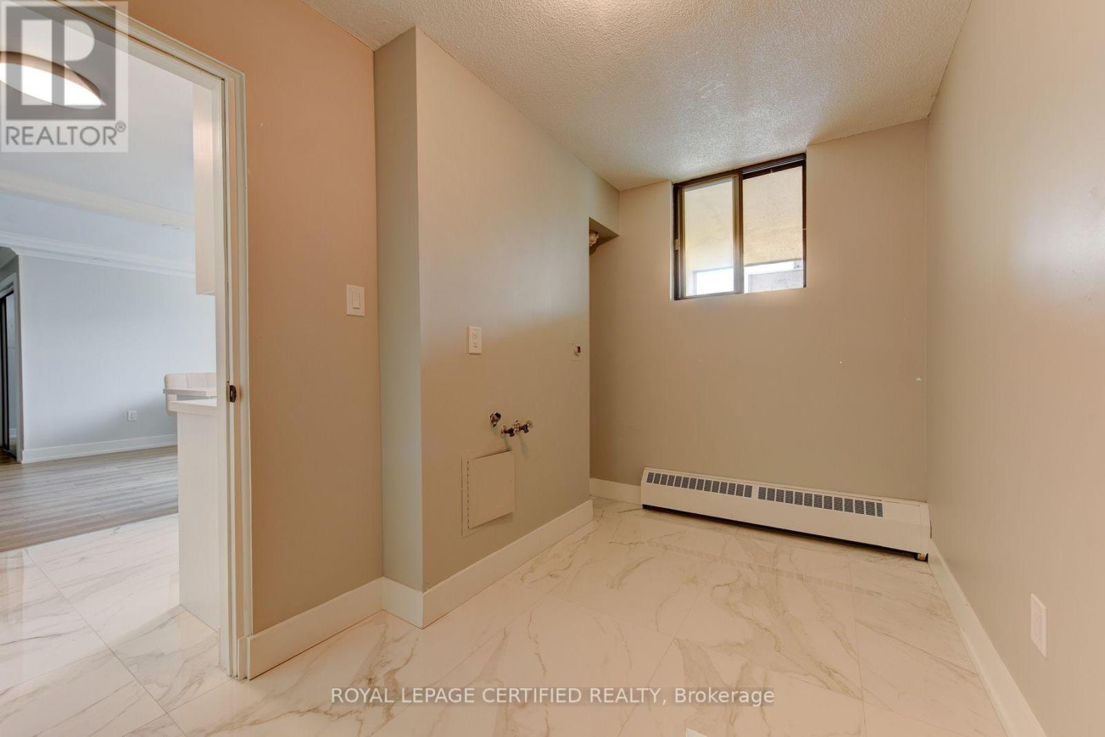 301 - 3170 Kirwin Avenue, Mississauga, Ontario  L5A 3R1 - Photo 16 - W13525106