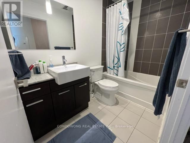 1803 - 770 Bay Street, Toronto, Ontario  M5G 0A6 - Photo 6 - C13559386
