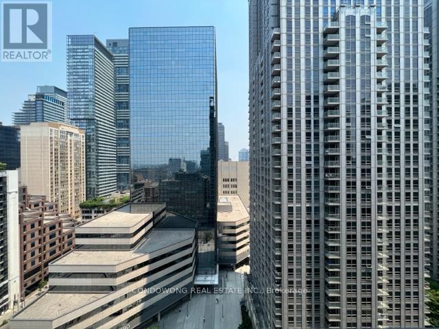 1803 - 770 Bay Street, Toronto, Ontario  M5G 0A6 - Photo 9 - C13559386
