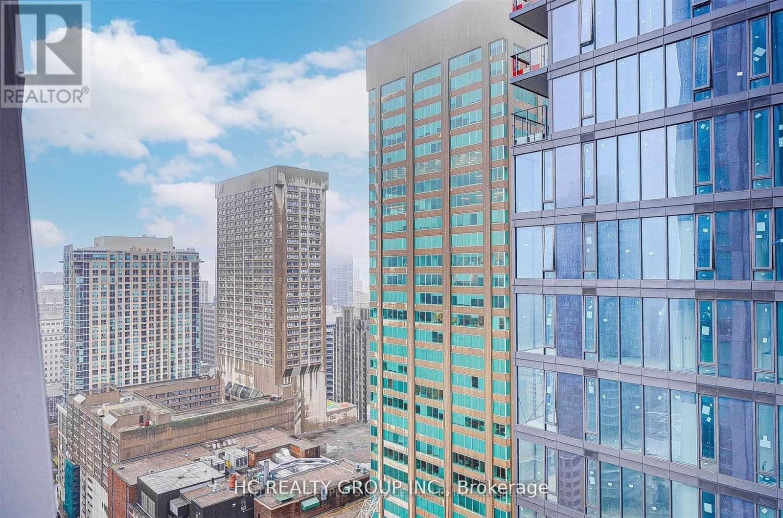 2701 - 1 Yorkville Avenue, Toronto, Ontario  M4W 0B1 - Photo 3 - C13559426