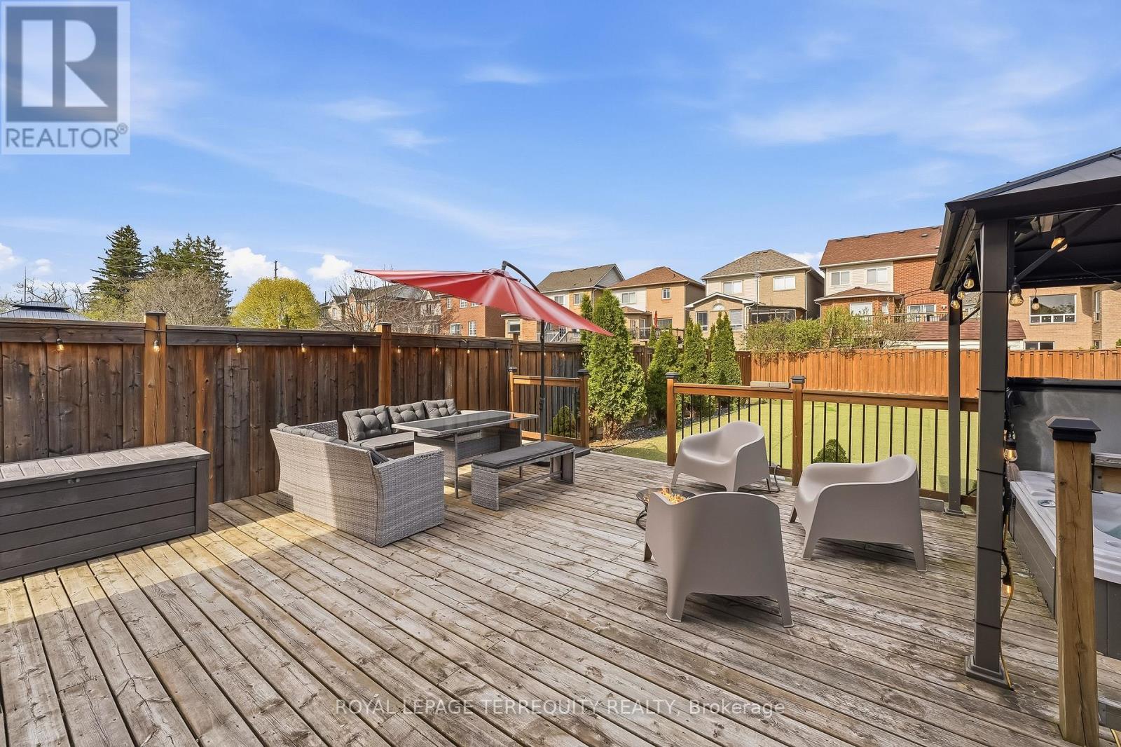 144 Underwood Drive, Whitby, Ontario  L1M 0K9 - Photo 37 - E13559380