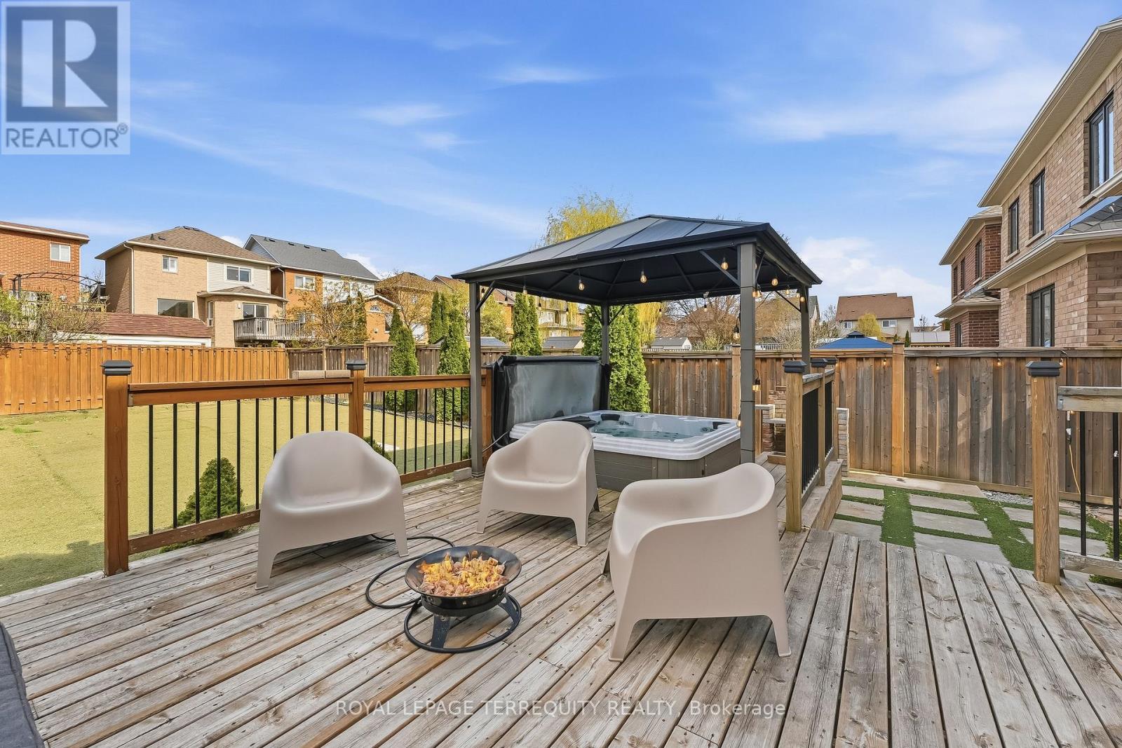 144 Underwood Drive, Whitby, Ontario  L1M 0K9 - Photo 39 - E13559380