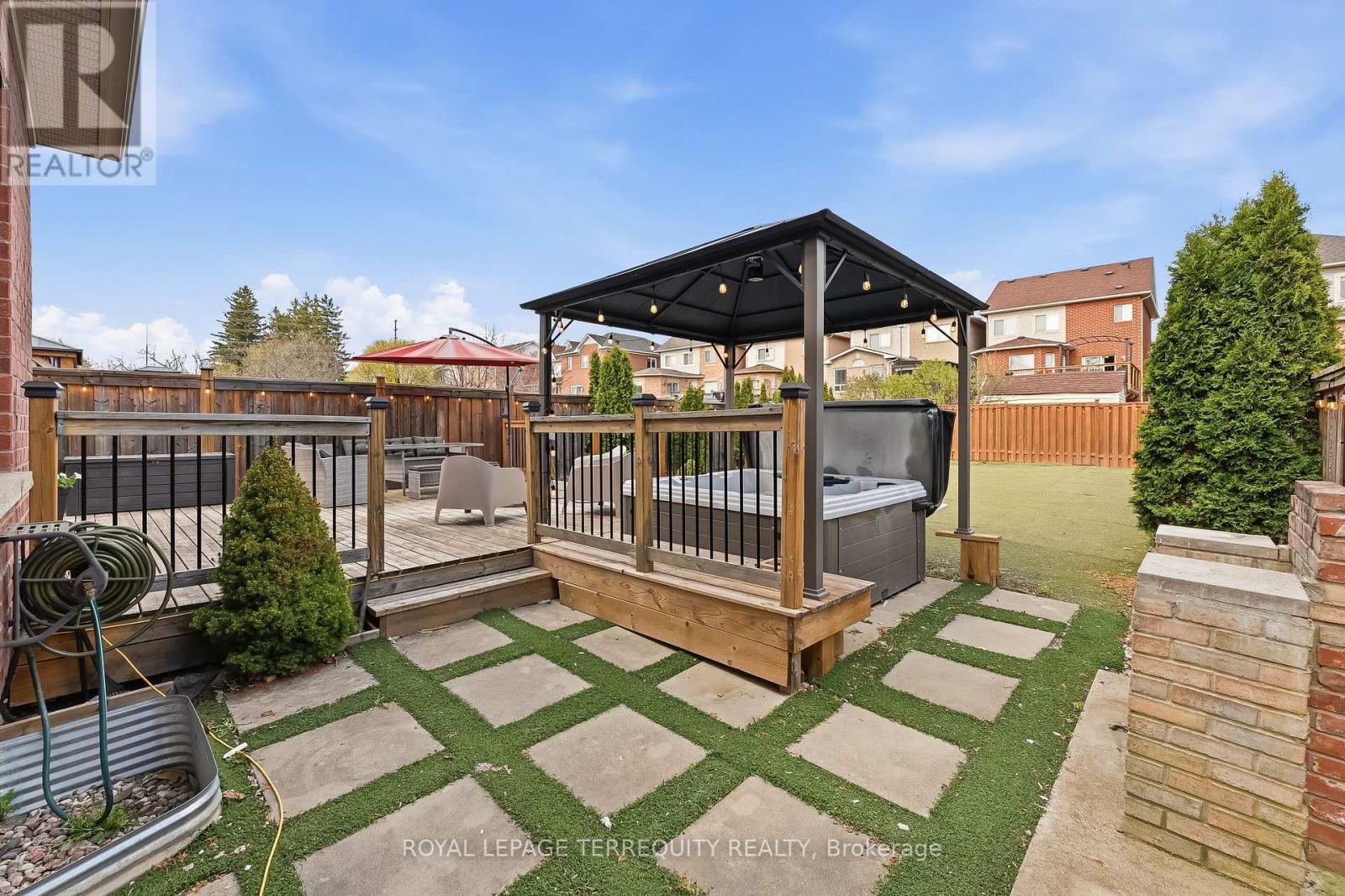 144 Underwood Drive, Whitby, Ontario  L1M 0K9 - Photo 43 - E13559380
