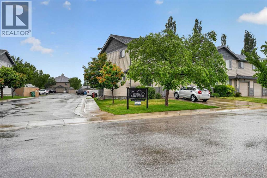 7, 129 Silkstone Road W, Lethbridge