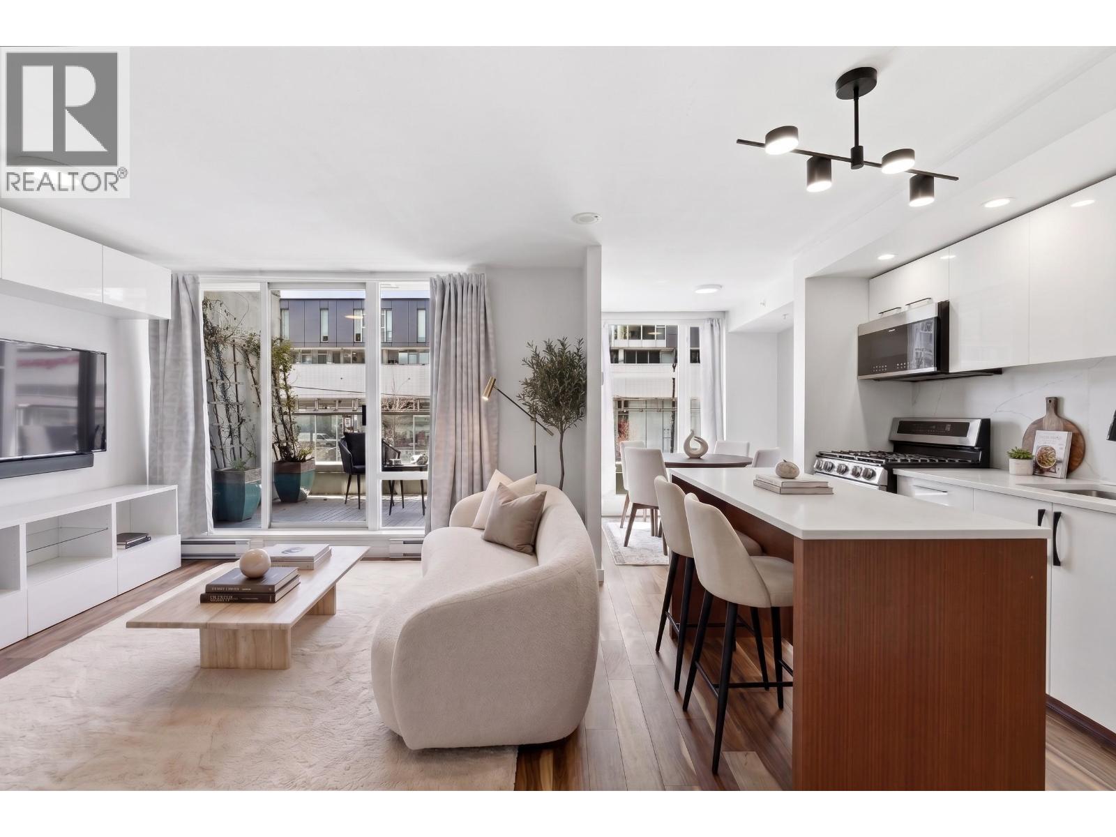 312 328 E 11th Avenue, Vancouver, British Columbia  V5T 4W1 - Photo 2 - R3145912