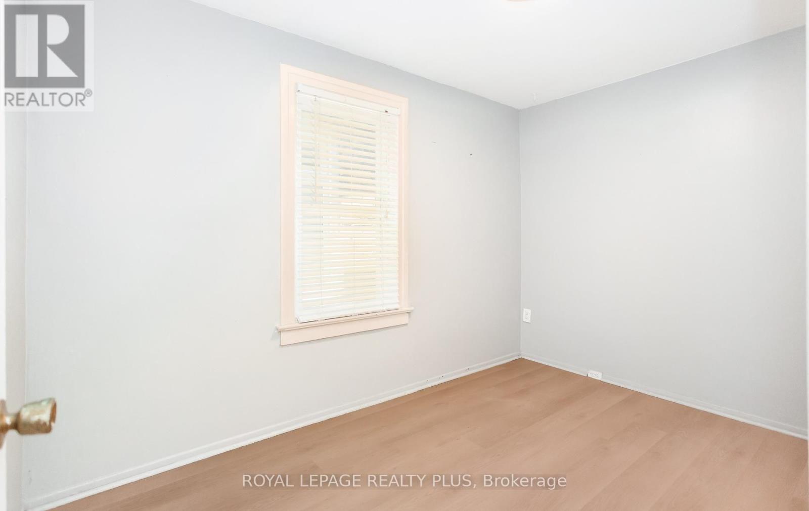 39 Maria Street, Toronto, Ontario  M6P 1W1 - Photo 14 - W13559410
