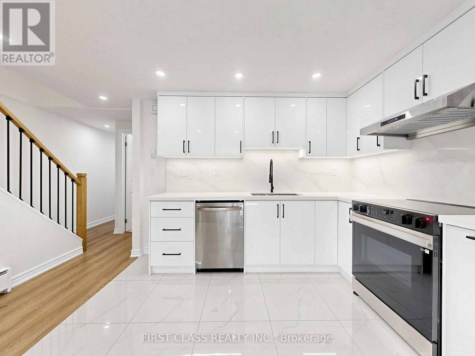 38 - 850 Huntingwood Drive, Toronto, Ontario  M1T 2L9 - Photo 3 - E13559456