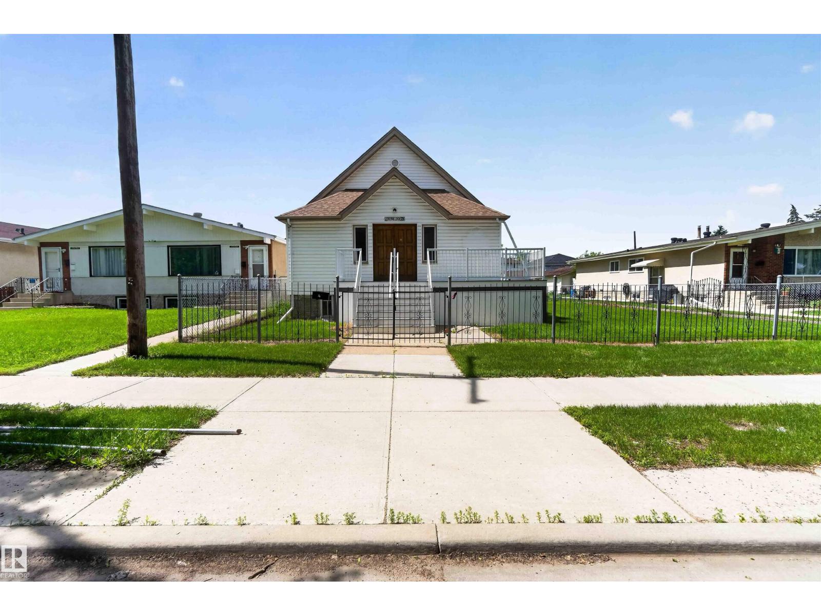 13156 101 St NW, Edmonton, Alberta  T5E 4E9 - Photo 2 - E4498628