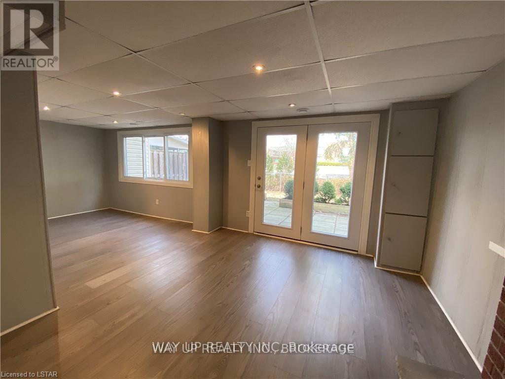 30 - 730 Wilkins Street, London South, Ontario  N6C 4Z9 - Photo 2 - X13559470