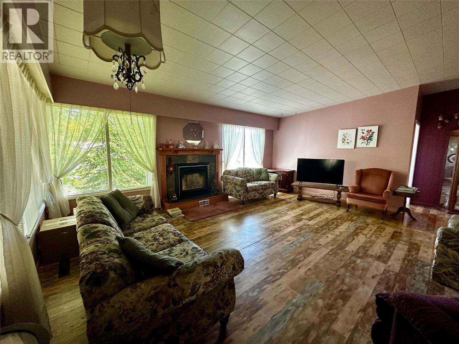 1603 Harasin Alley, Rossland, British Columbia  V0G 1Y0 - Photo 33 - 10394433