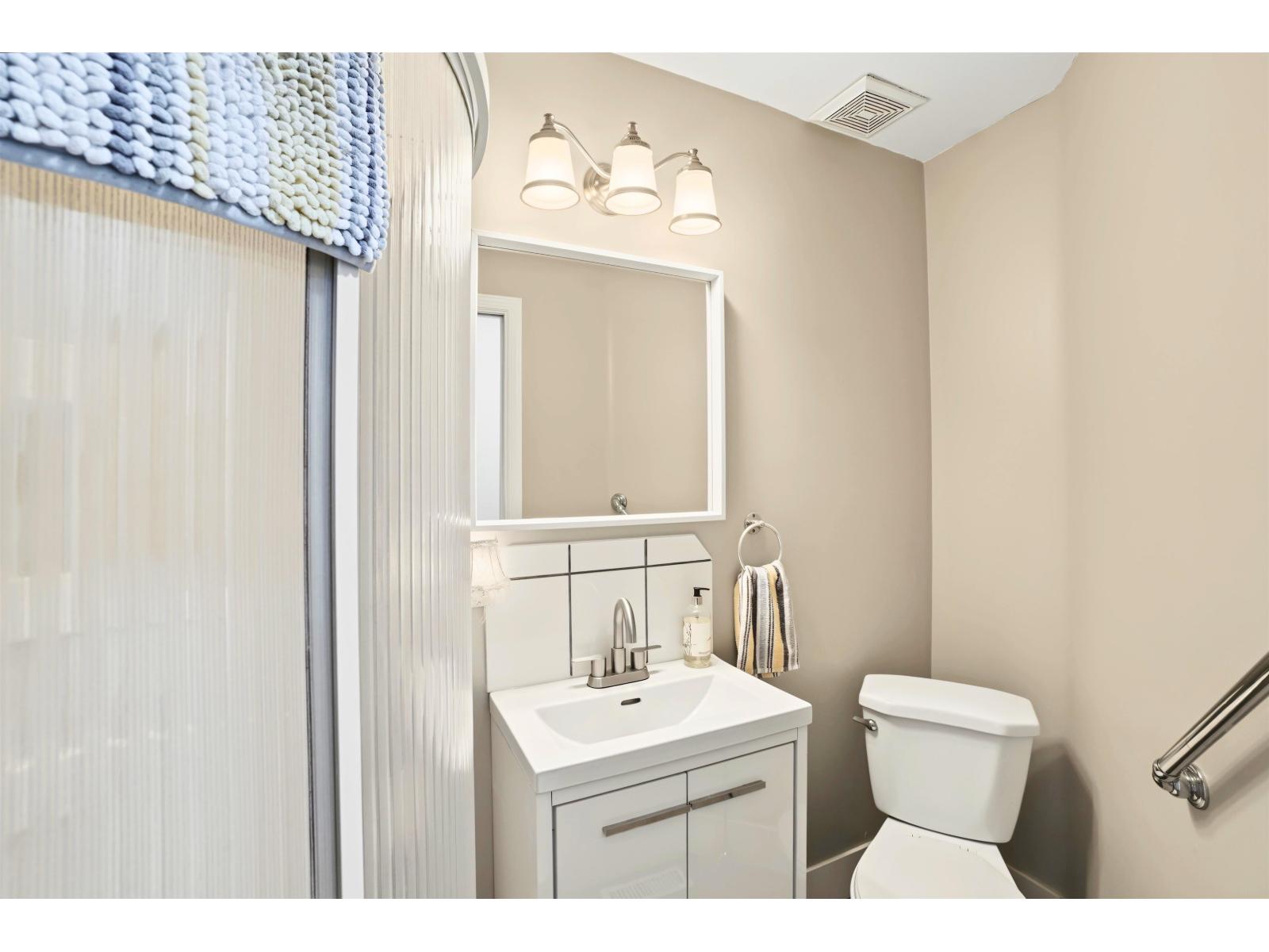 15578 112a Avenue, Surrey, British Columbia  V3R 0K5 - Photo 30 - R3145503