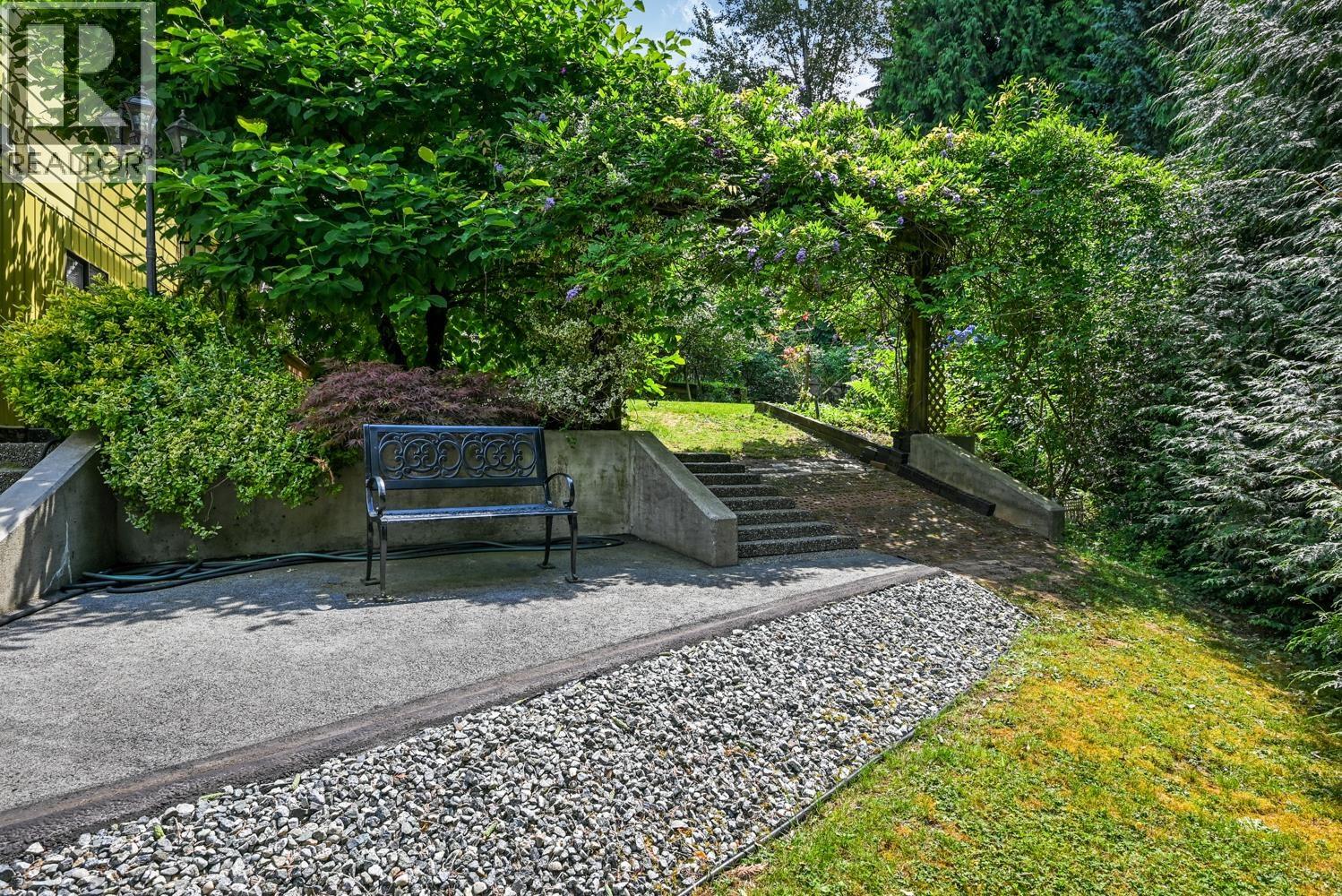 24089 Lougheed Highway, Maple Ridge, British Columbia  V2W 1G2 - Photo 4 - R3145415