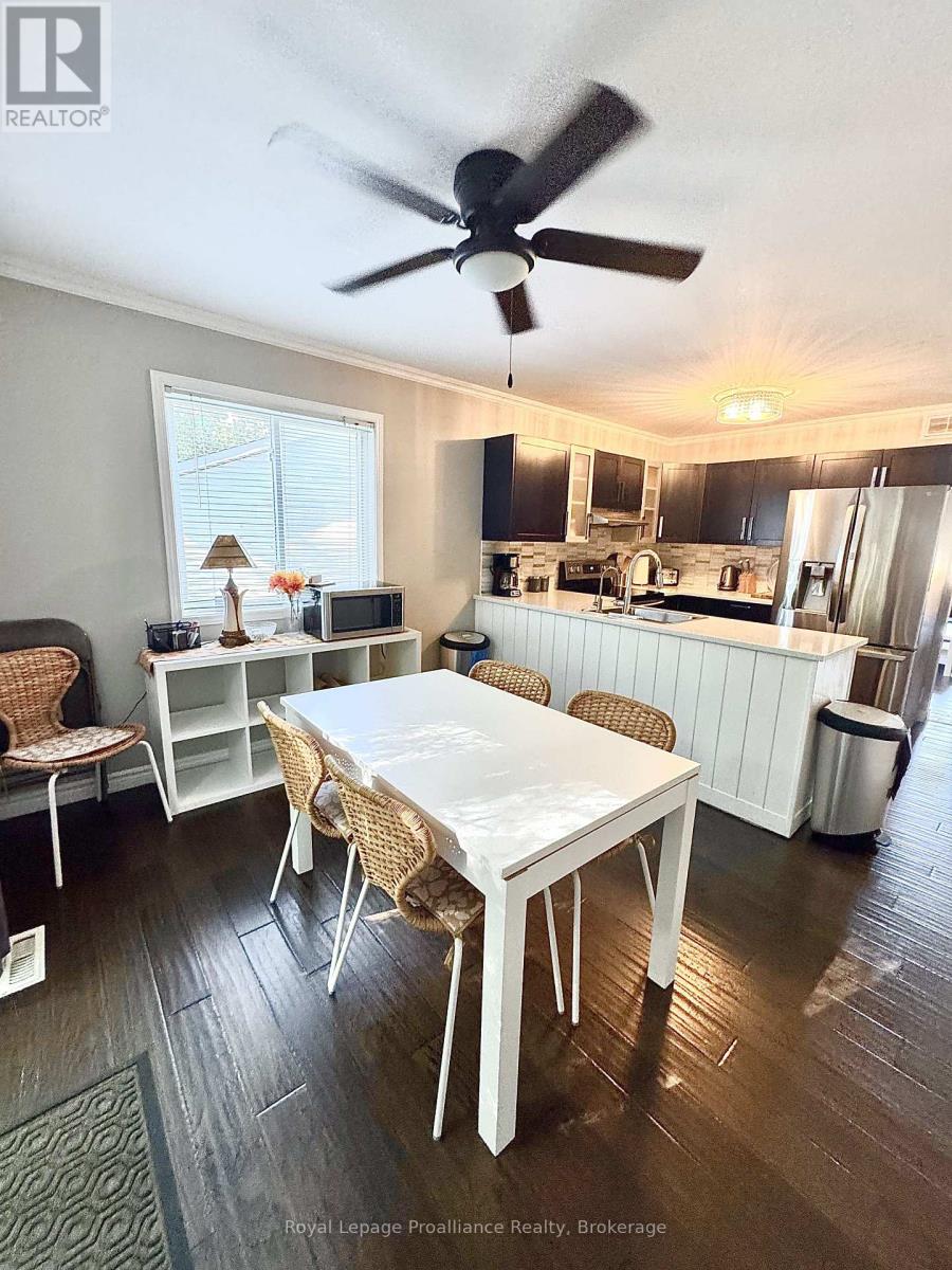 19 Briardale Boulevard, Quinte West (Trenton Ward), Ontario  K8V 6R1 - Photo 13 - X13559510