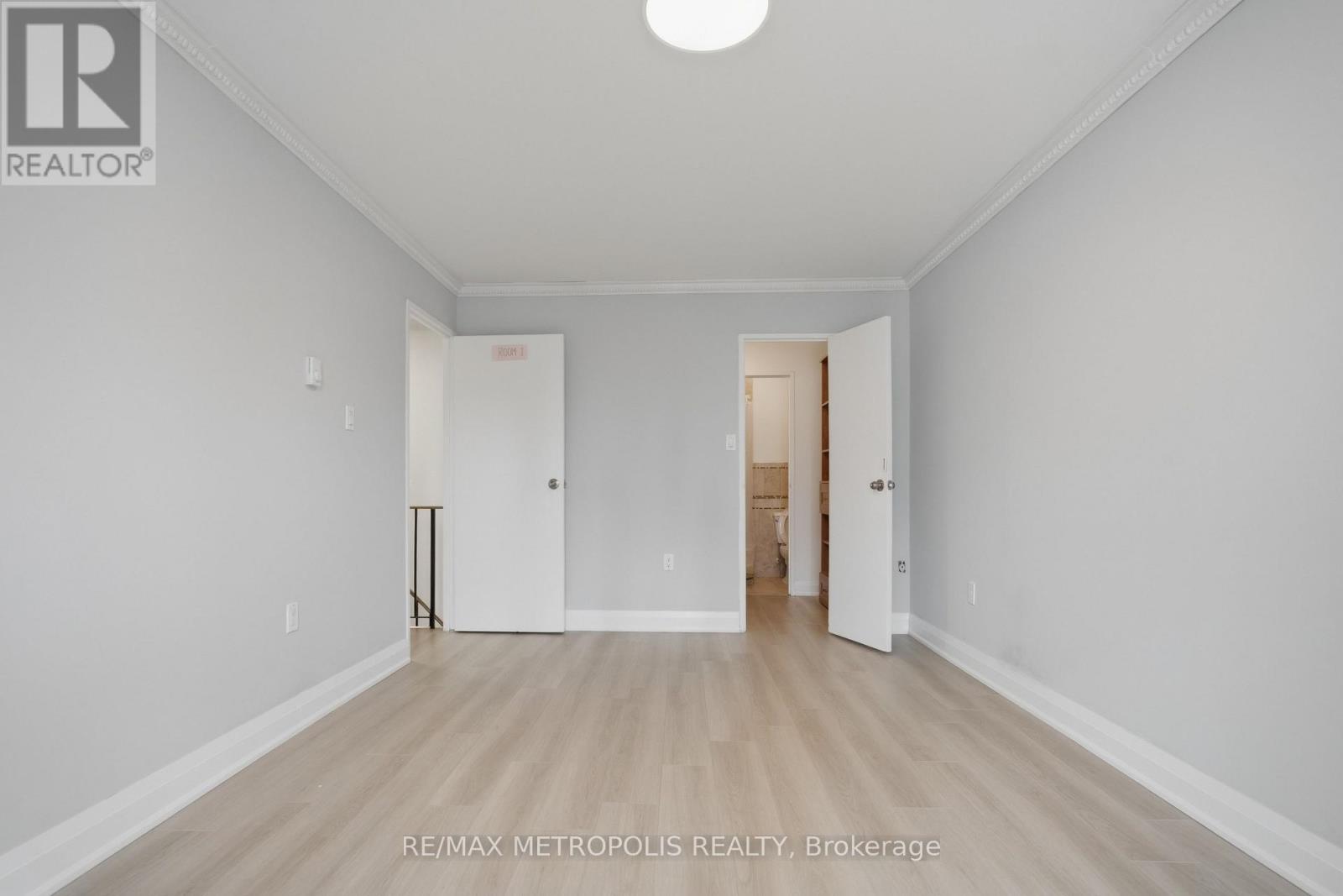 2026 - 100 Mornelle Court, Toronto, Ontario  M1E 4X2 - Photo 14 - E13559496