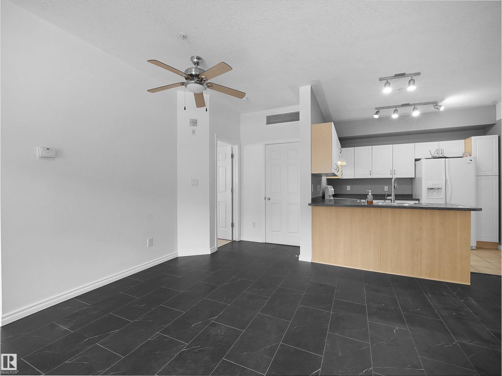 #207 10606 102 Av NW, Edmonton, Alberta  T5J 5E9 - Photo 24 - E4498632