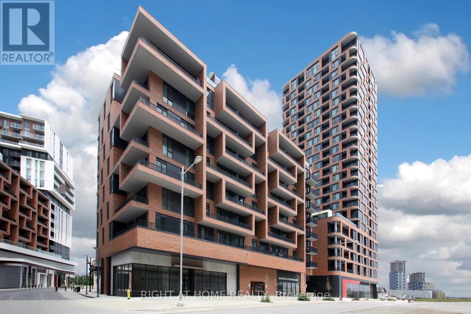 C914 - 38 SIMCOE PROMENADE, Markham (Unionville)