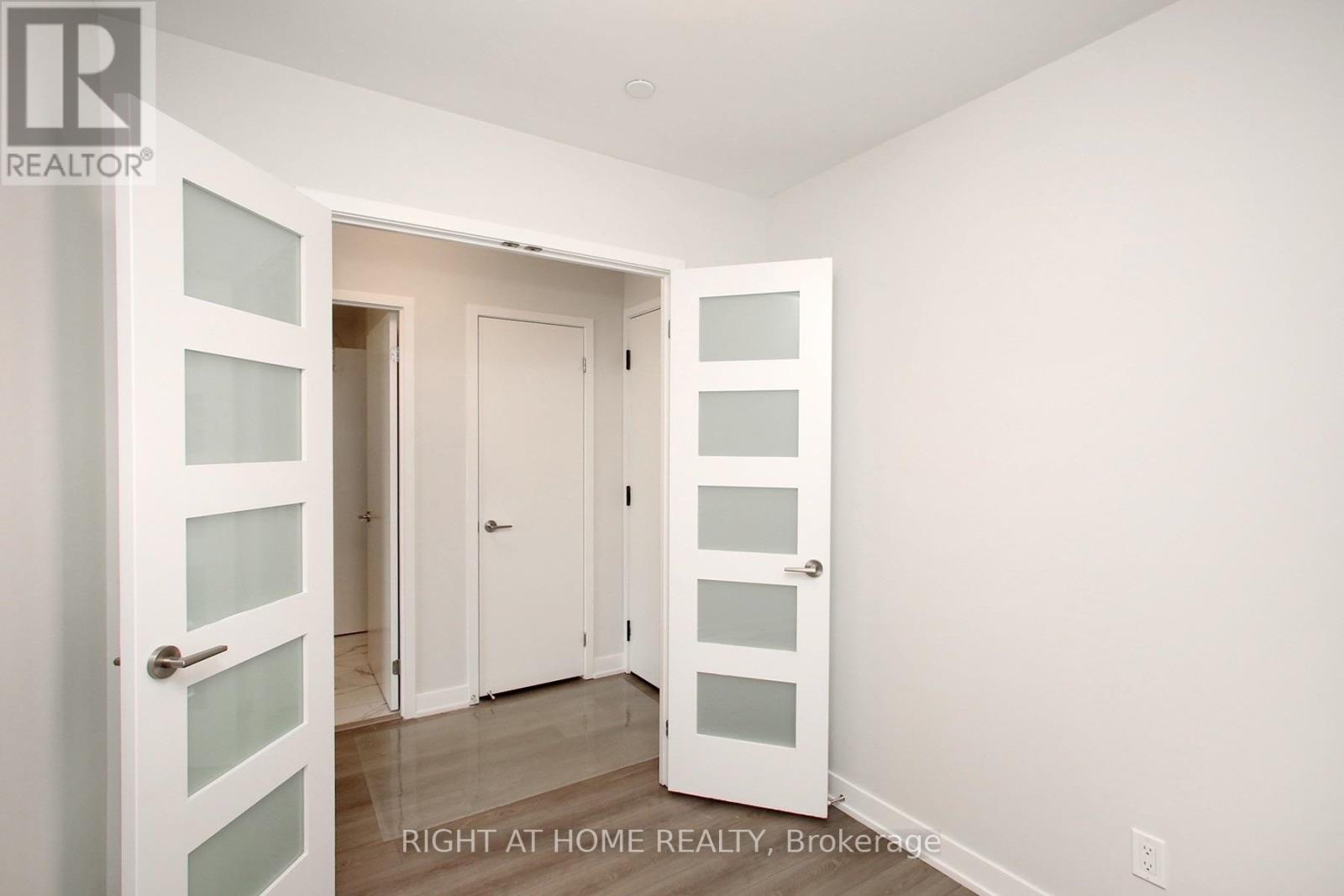 C914 - 38 Simcoe Promenade, Markham, Ontario  L6G 0H7 - Photo 11 - N13559478