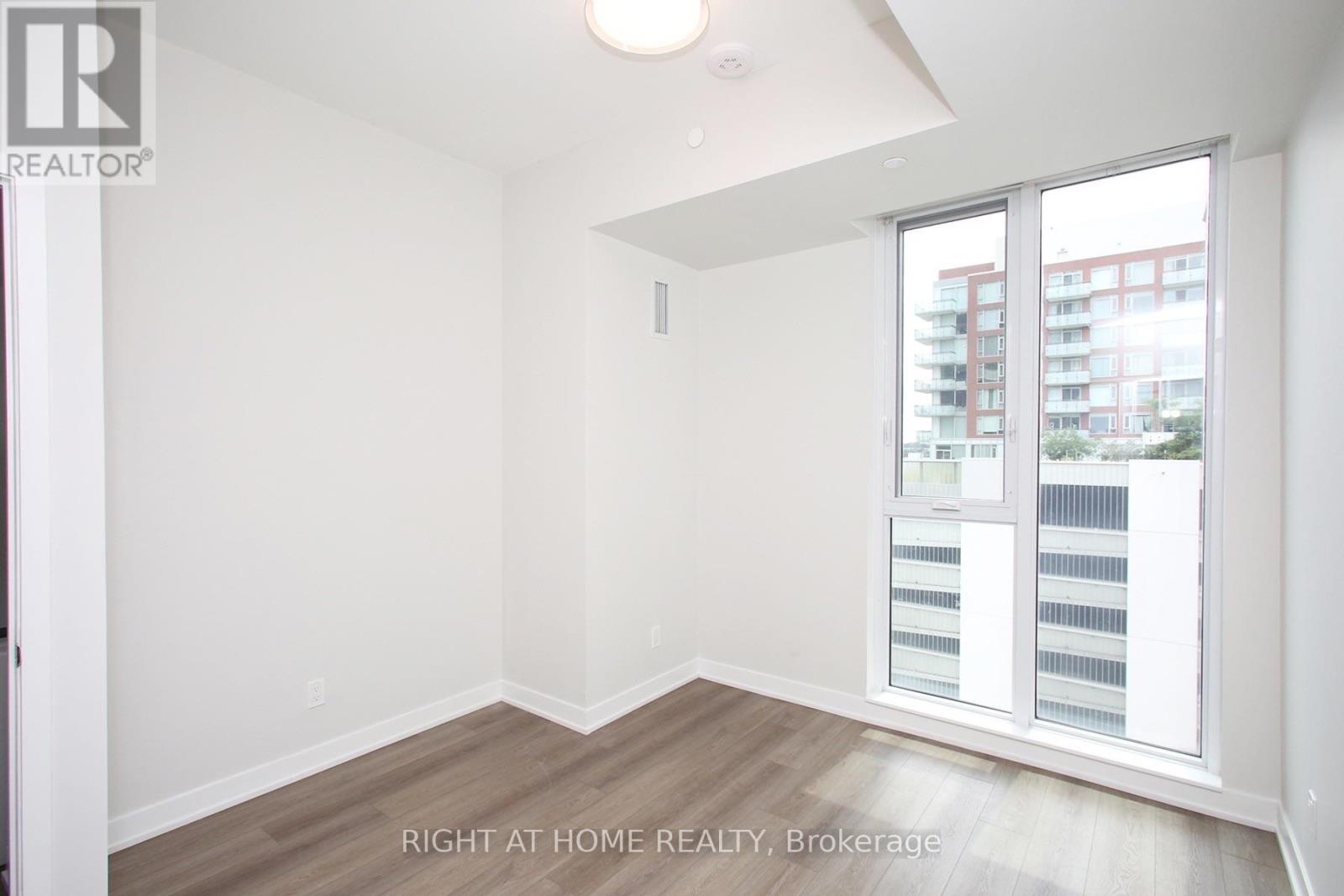 C914 - 38 Simcoe Promenade, Markham, Ontario  L6G 0H7 - Photo 8 - N13559478