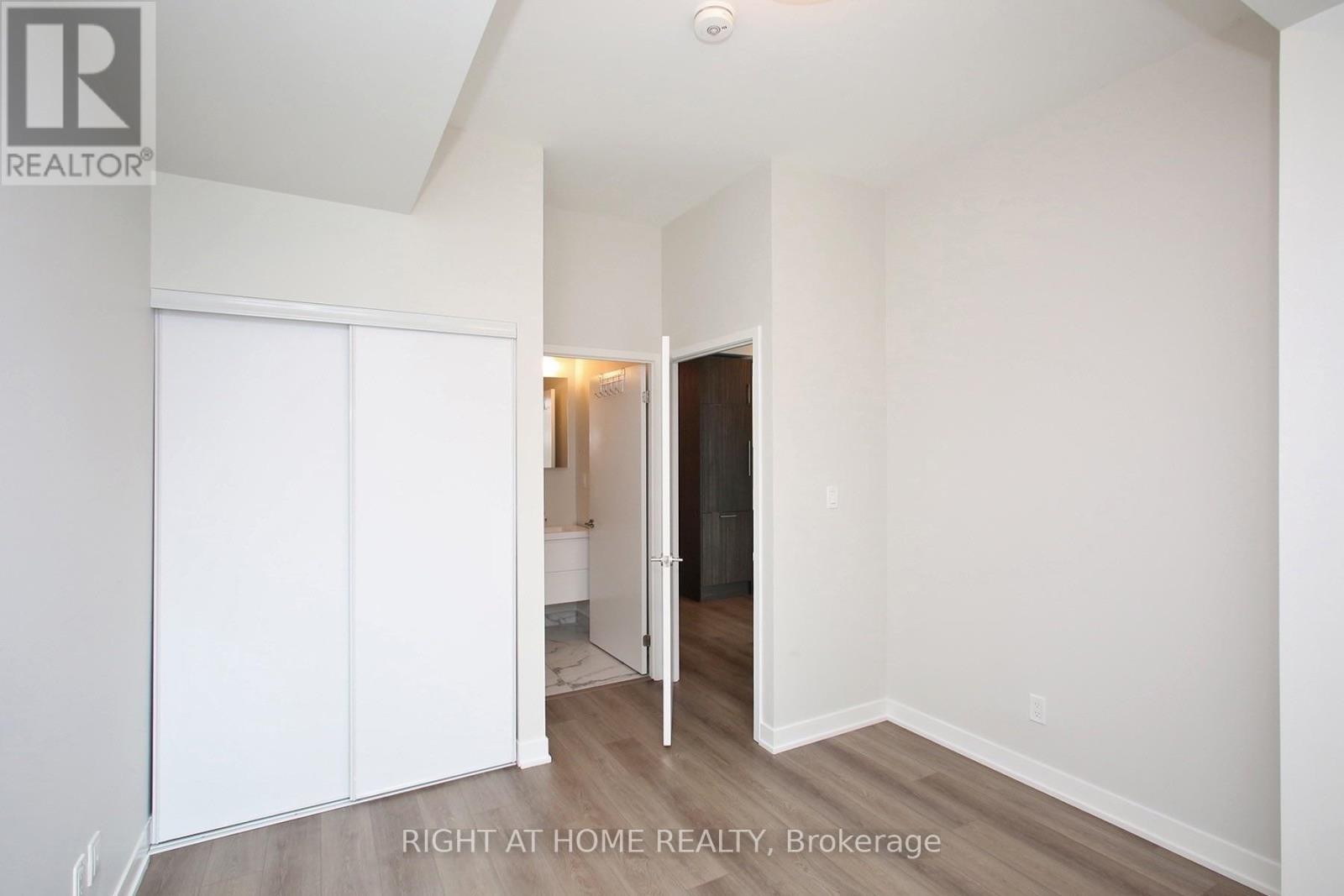 C914 - 38 Simcoe Promenade, Markham, Ontario  L6G 0H7 - Photo 9 - N13559478