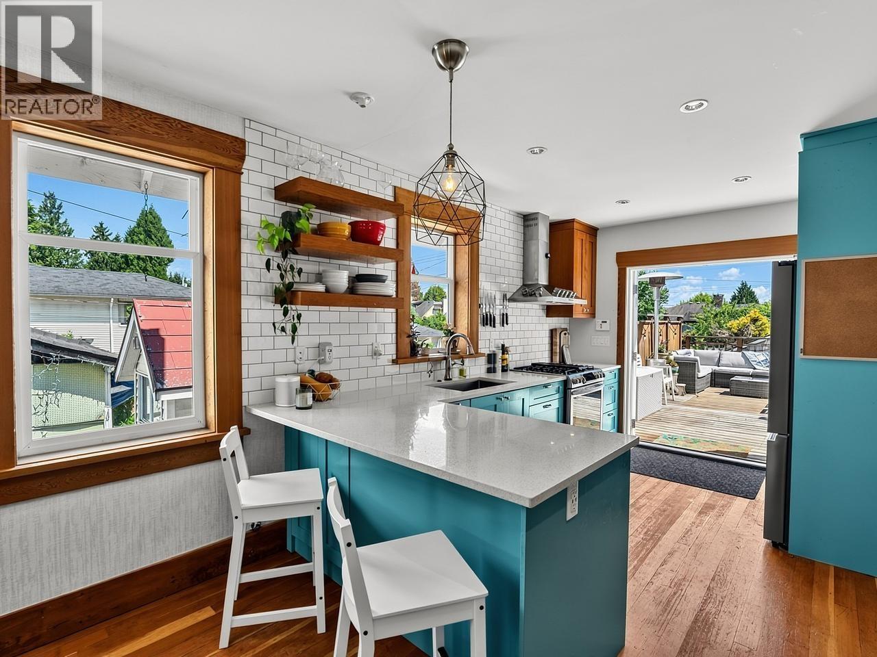 1124 Tenth Avenue, New Westminster, British Columbia  V3M 3H7 - Photo 9 - R3145624