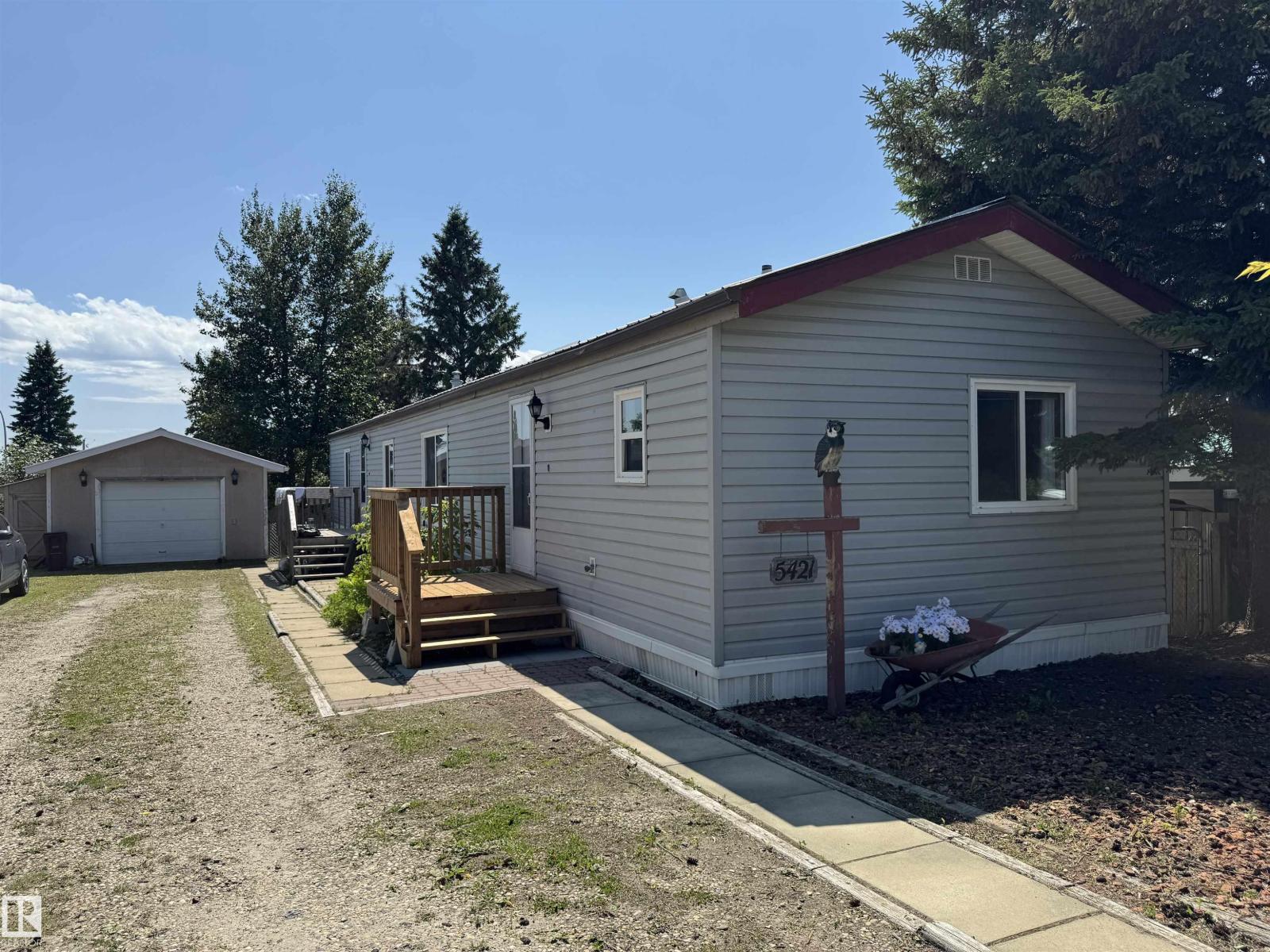 5421 48A Ave, Drayton Valley, Alberta