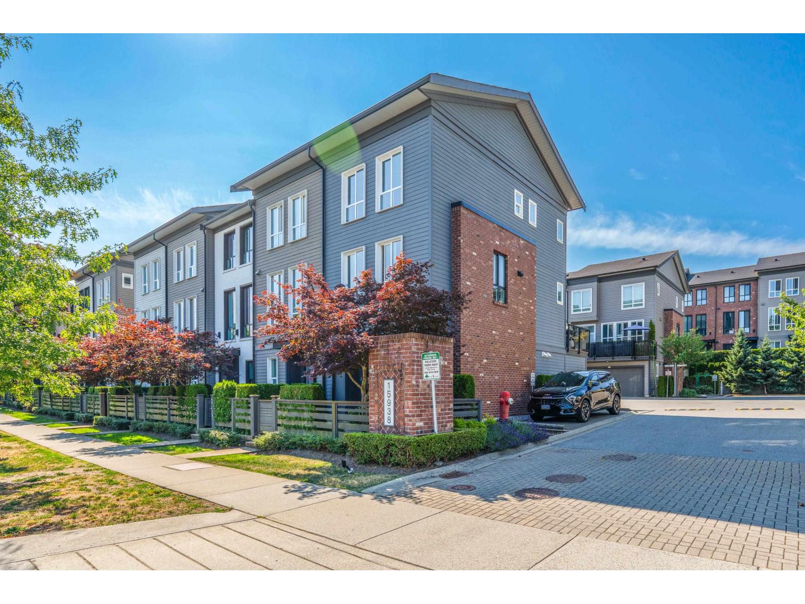 20 15938 27 Avenue, Surrey, British Columbia  V3Z 0T2 - Photo 1 - R3145873