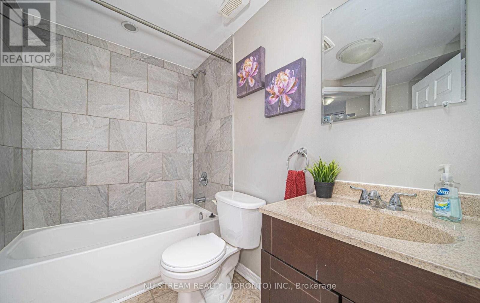 901 Lilac Terrace, Whitby, Ontario  L1N 2A6 - Photo 6 - E13559590